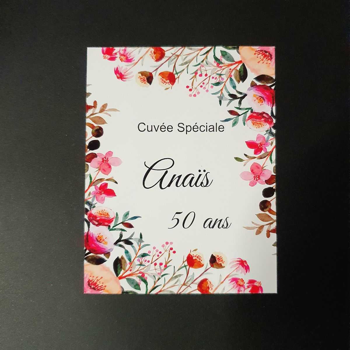 Etiquette adhésive pour bouteille de vin texte personnalisable décor fleurs rouges Etiquette adhésive pour bouteille de vin texte personnalisable décor fleurs rouges